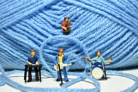 Wool & the Gang.