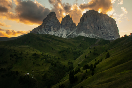 Sella Pass in de zonsondergang