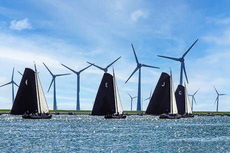 Op zoek naar wind.... bij windmolens dan?