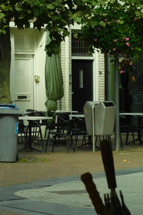 wachten bij de opticien