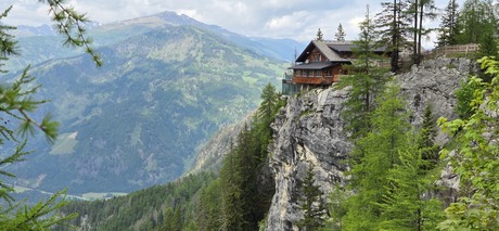 Dolomietenhutte