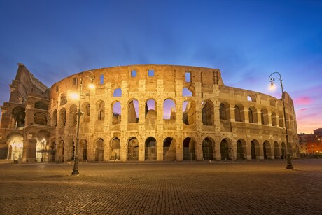 Colosseum sunrise 