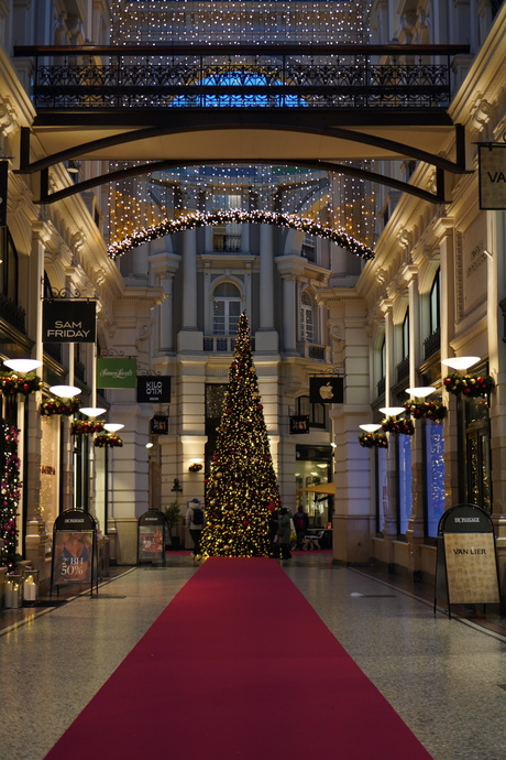 Kerstsfeer in de passage Den Haag