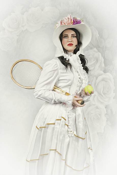 Old-fashioned tennis player