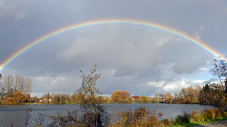 REGENBOOG  OVER  DE  KREEK