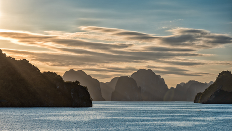 Ha Long Bay 