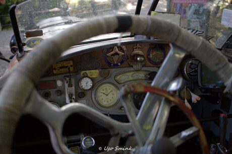 cocpit CADILLAC V-63
