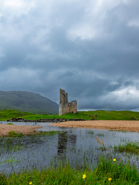 Ardvreck Castle