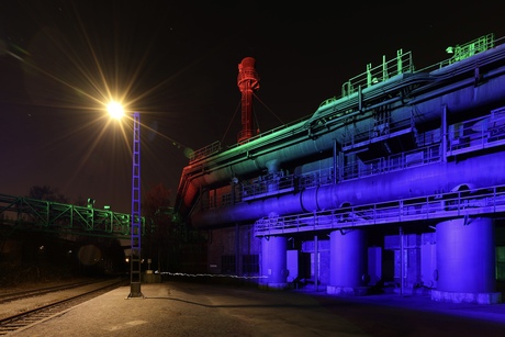 Landschaftspark Duisburg bij nacht 
