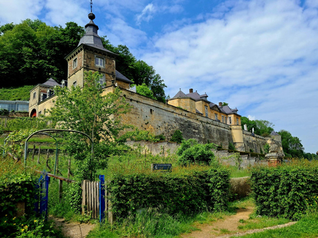 Chateau Neercanne