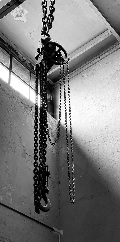 Ketting aan plafond