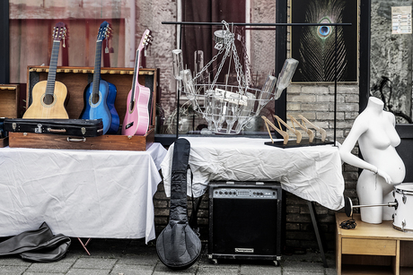 Aanbod op rommelmarkt