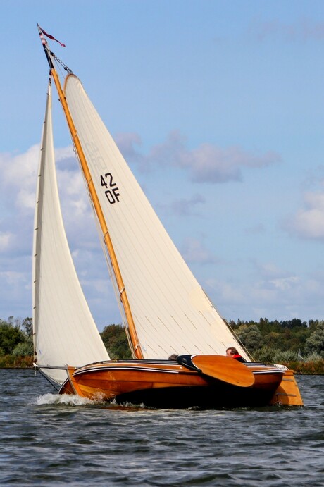 Zeilend op de Kagerplassen 