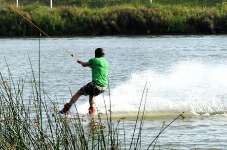 P1150472  Inzending  Beweging   Wollebrand Surfplas   Naaldwijk op 5 aug 2021  