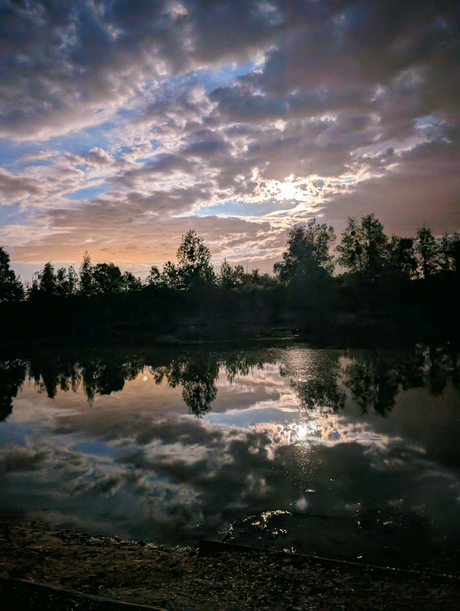 Blauw in de nacht.