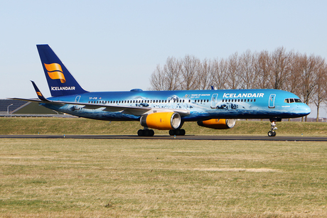 Icelandair 