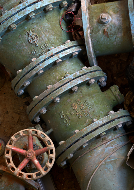 Van detail naar chaos.