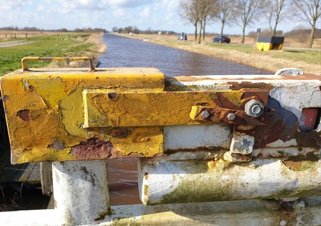 Over de brug