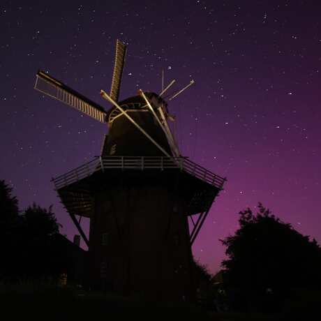 Molen in Kantens tijdens Noorderlicht