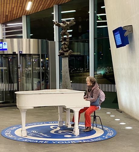 Station arnhem