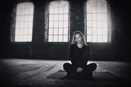 Stillness Between Light