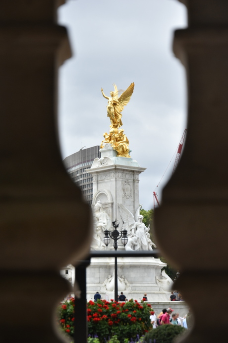 London statue 