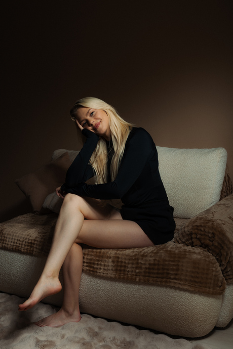 Home portrait with Ola