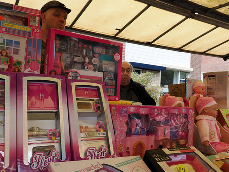 Speelgoedverkopers....