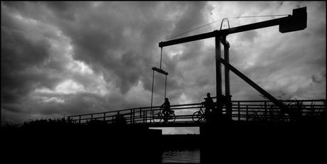 Over de brug