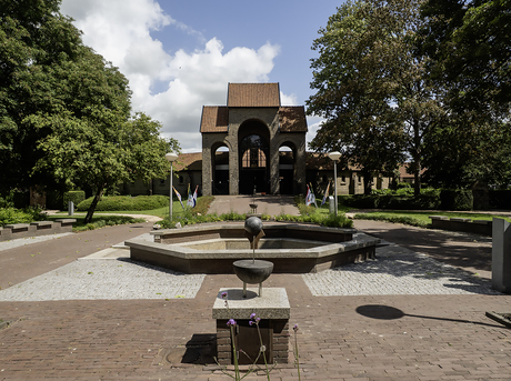 Dokkum & Bonifatius