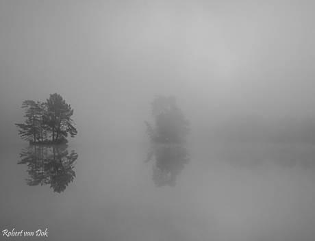 Eilandjes in de mist