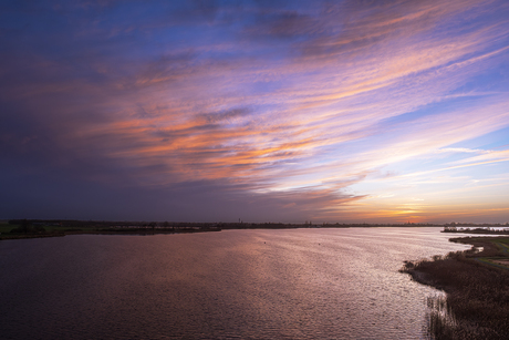 Zonsondergang op de Langweerder Wielen.