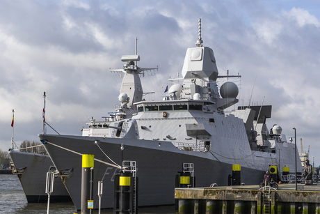 fregat f-803 Zr.Ms. Tromp