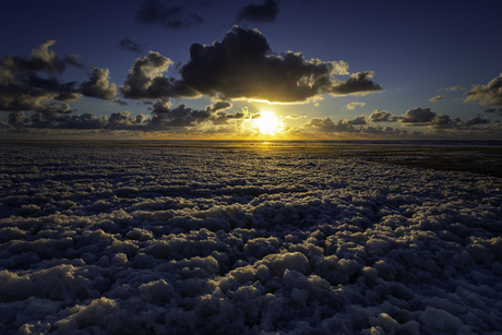 Sunset foam
