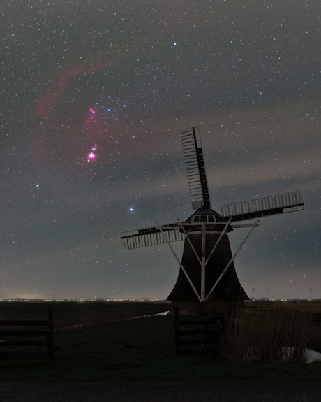 Sterrenbeeld Orion boven de Miedenmolen