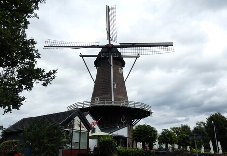 P1230480  Nieuwkuijk  Molen EMMA  19 sept  2023  