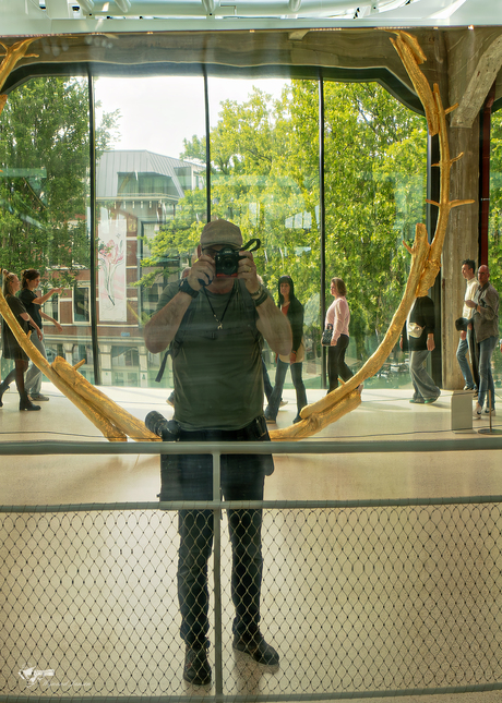 The mirror doesn’t lie. Neither does my lens.