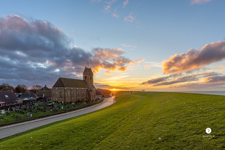 Zonsondergang Wierum aan het wad 